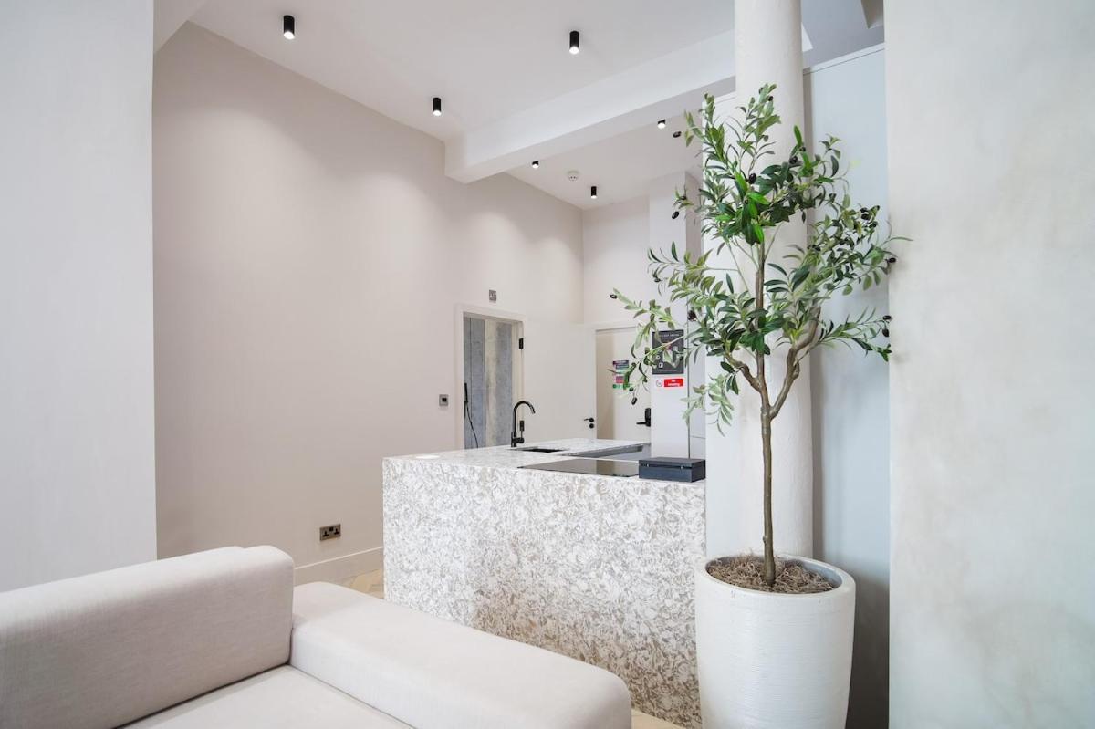 Japandi By The Heim Residences Manchester Exterior photo